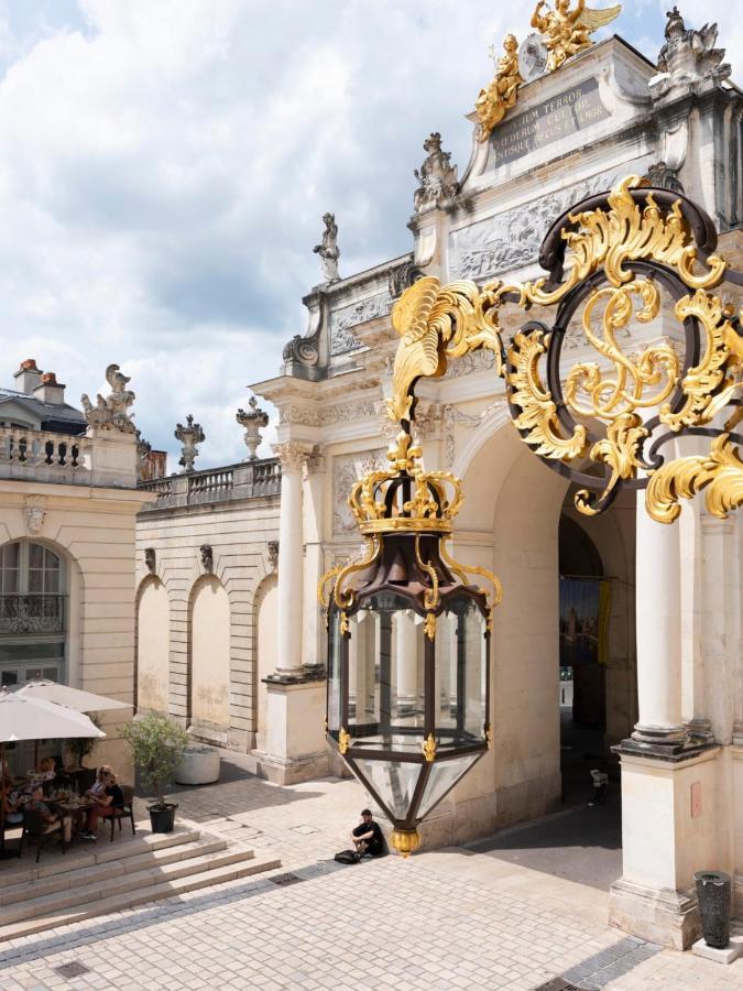 Sur La Place Stanislas Nancy Luaran gambar